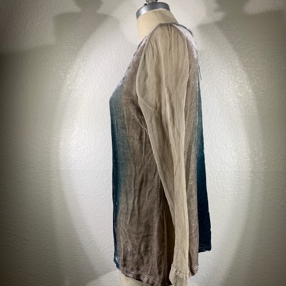 Viviana Uchitel Kvinna Silk Velvet Top W/ Chiffon Sleeve in Scandinavian Sky NWT - Picture 3 of 6